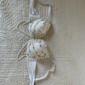 WHITE SEQUENCE BEADED BRA